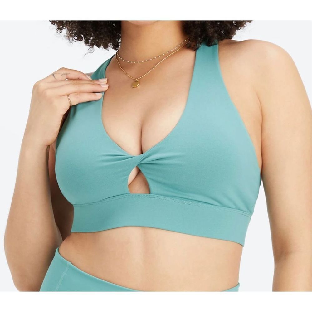 MWT - Fabletics- matching set Small impact sports bra and buttery-soft legging - Picture 3 of 11